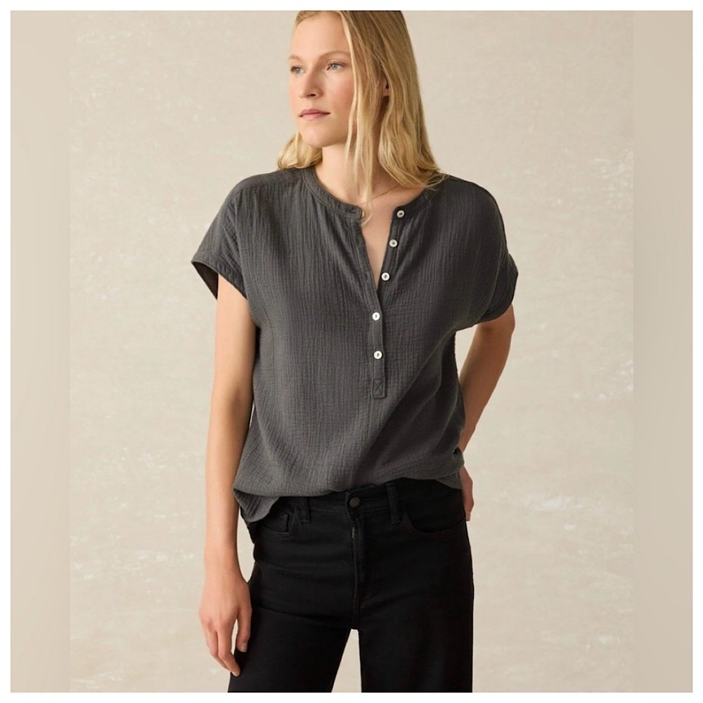 Faherty Desmond Henley Top Women L Gray Short Sleeve Organic Cotton Gauze Blouse